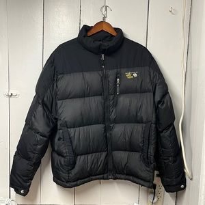 Men’s XL Mountain Hardwear Down Jacket